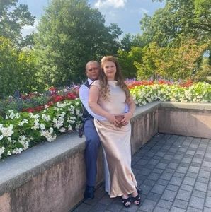 Meet your Posher, Sandres martines